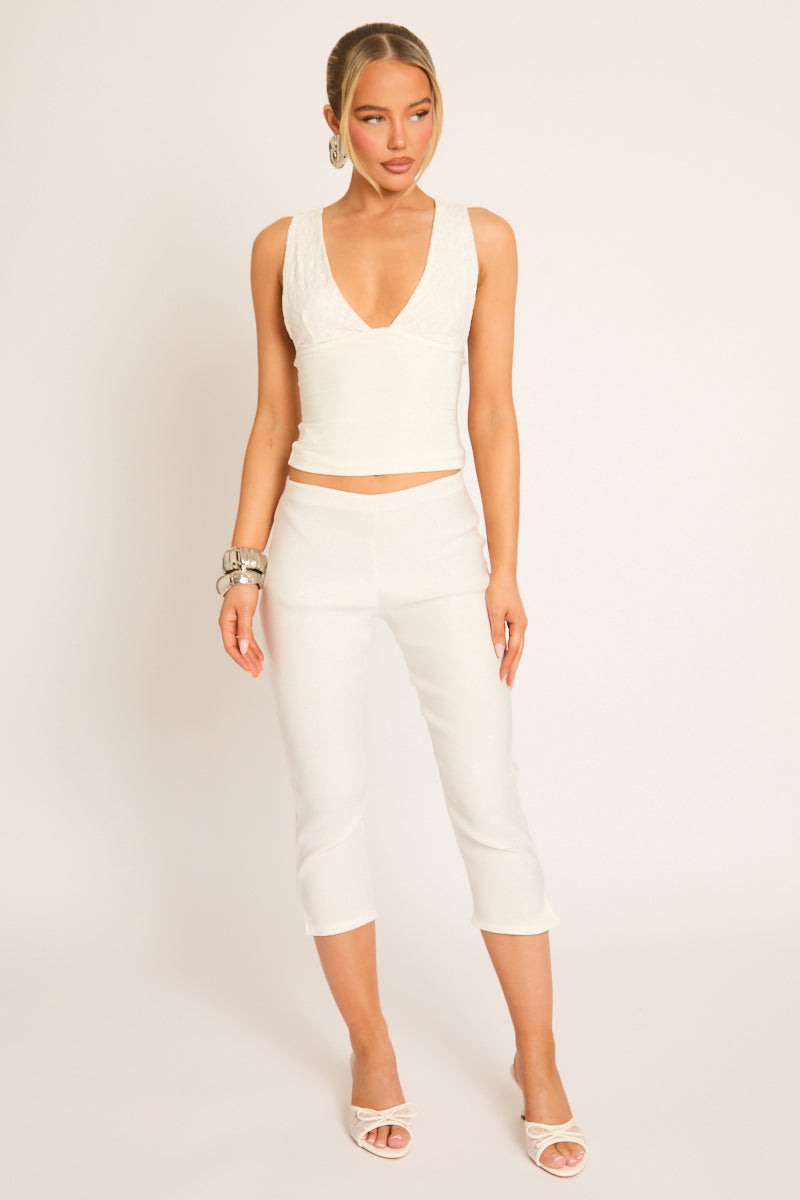 Witte Bengaline Capri Broek met Split Zoom – Jaclyn