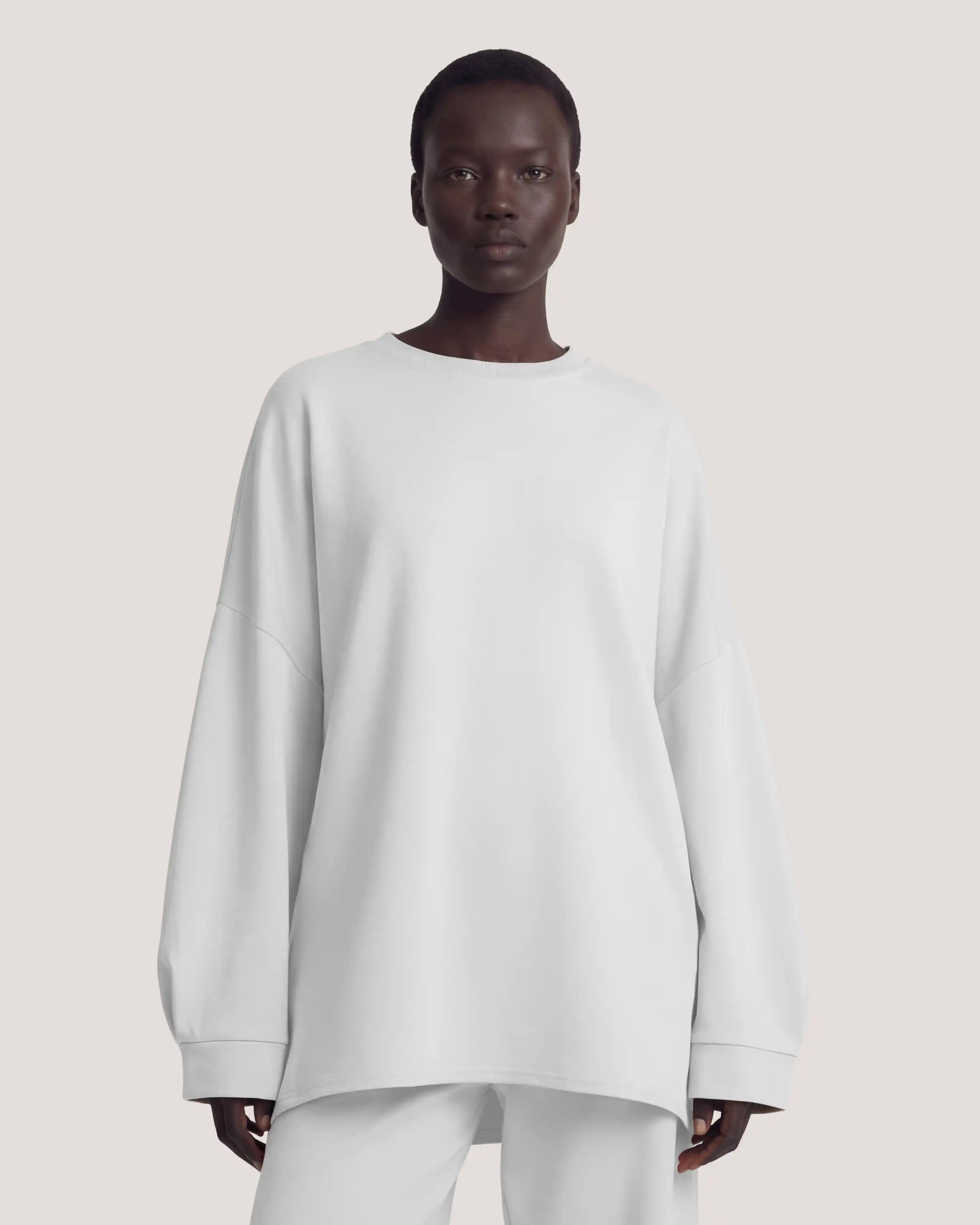 Everyday Tee — Oversized Modest Longsleeve T-Shirt | RUUQ