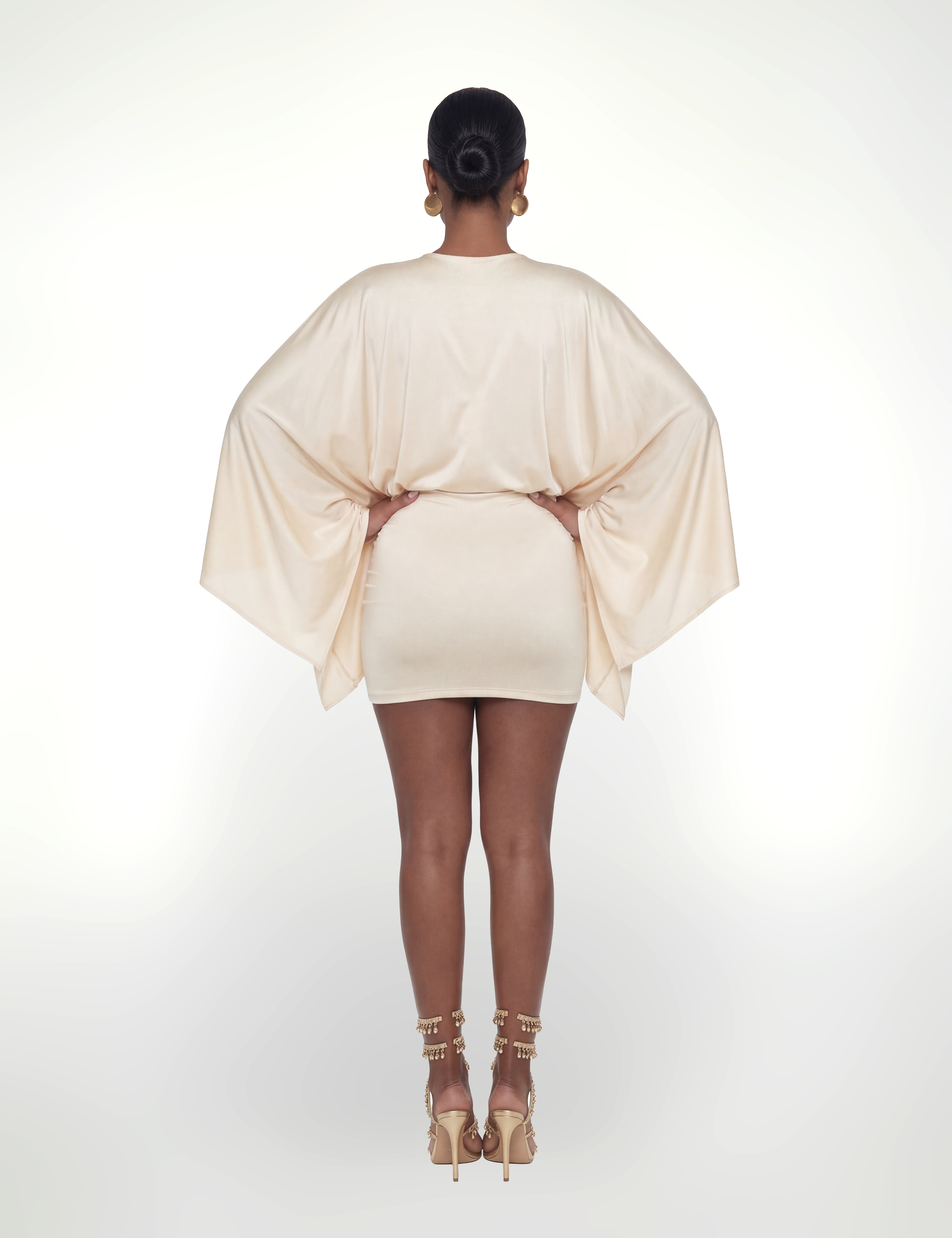 Alvita jurk in crèmekleur - elegante midi voor elke dag