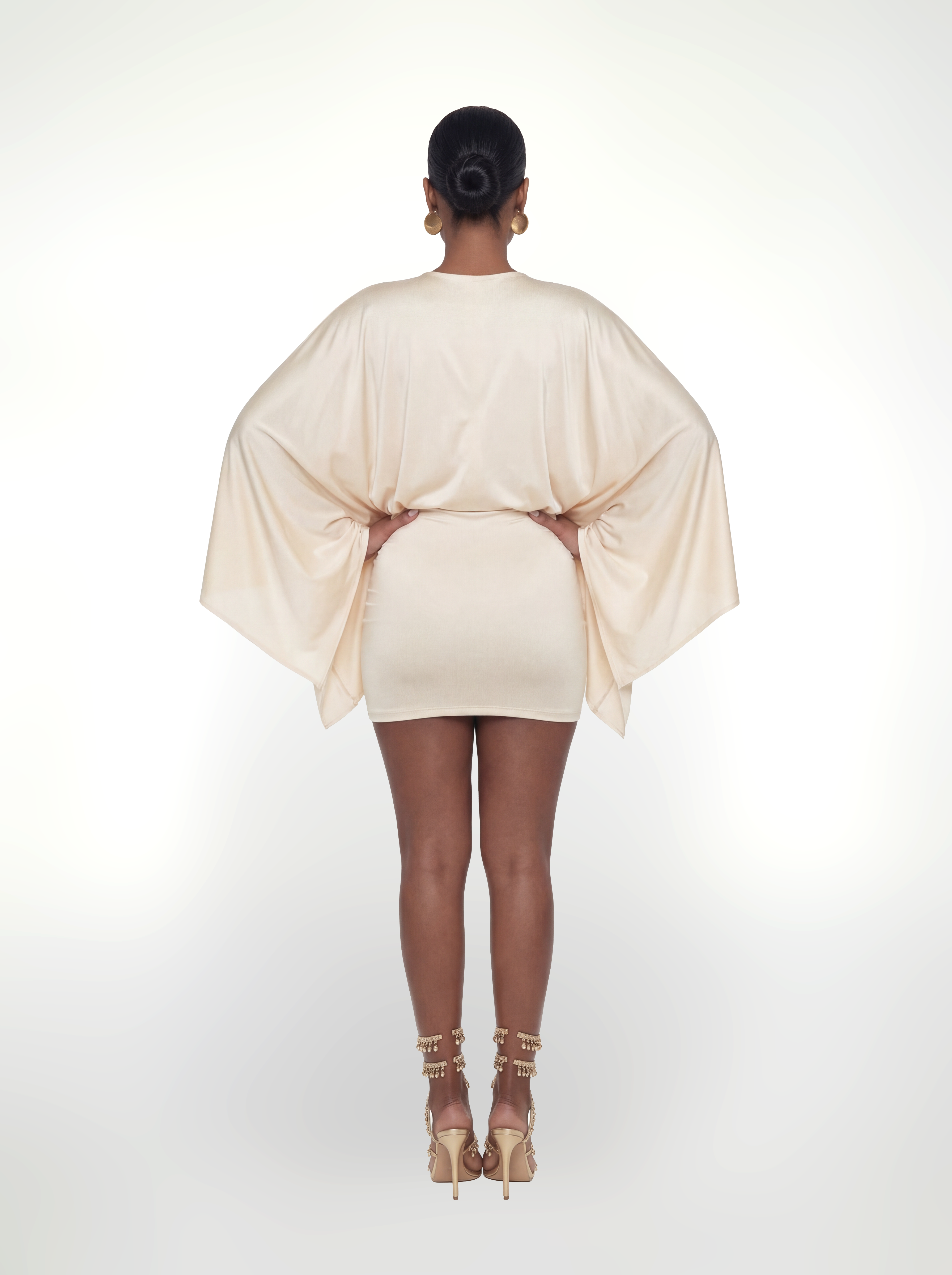 Alvita jurk in crèmekleur - elegante midi voor elke dag
