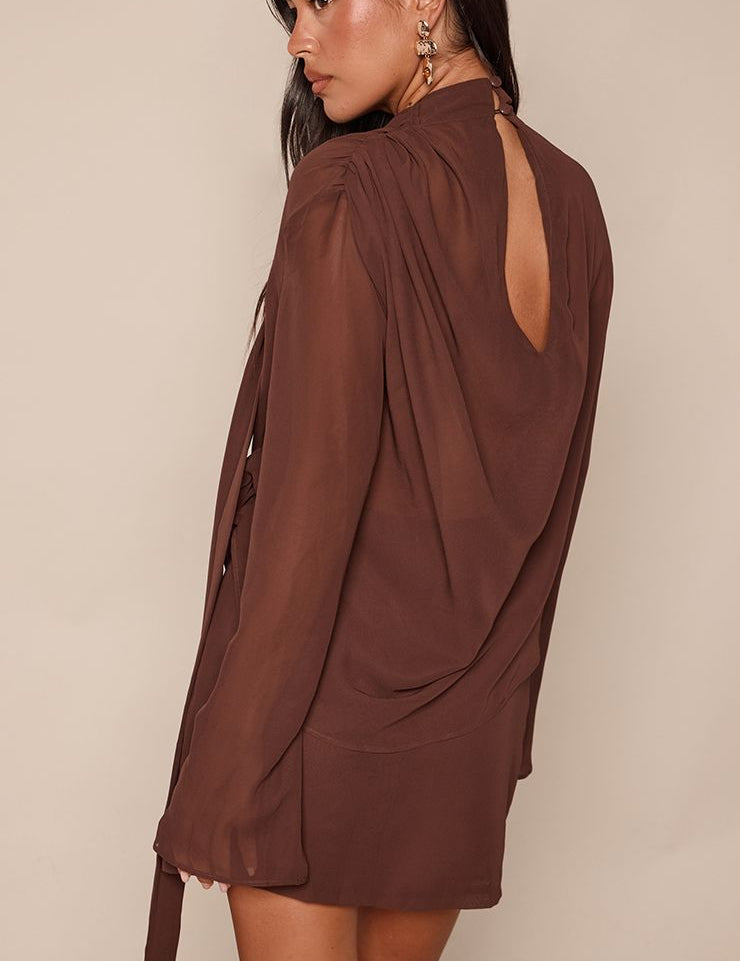 Chiffon Mini Jurk met Cowl Drape Hals - Elegante Avondstijl