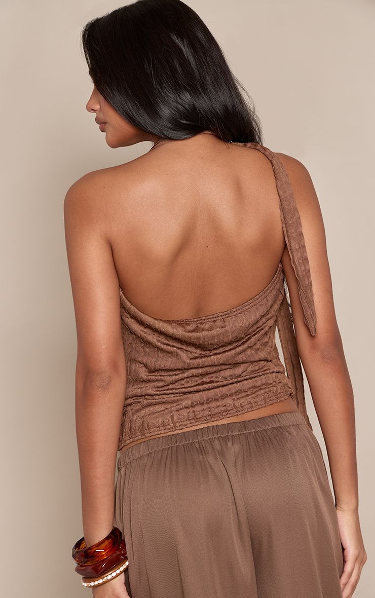 Halterneck Top met Textured Trim Detail
