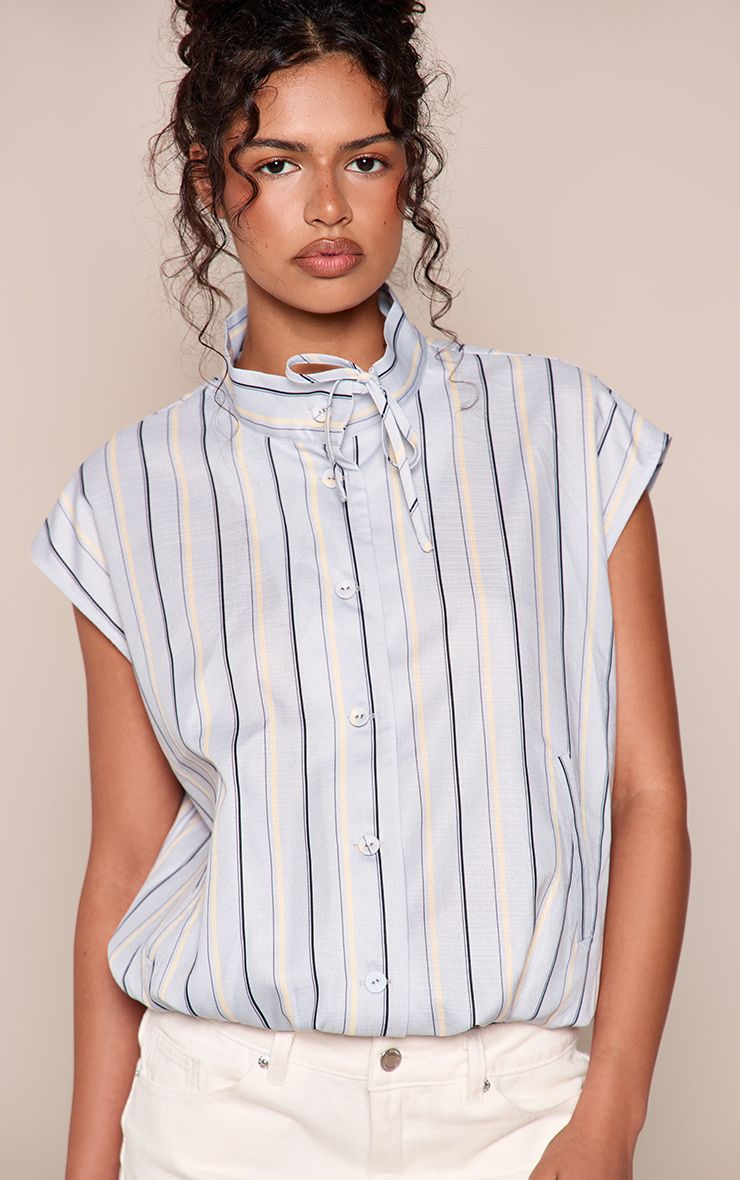 Gestreepte Mouwloze Blouse met Strikdetail