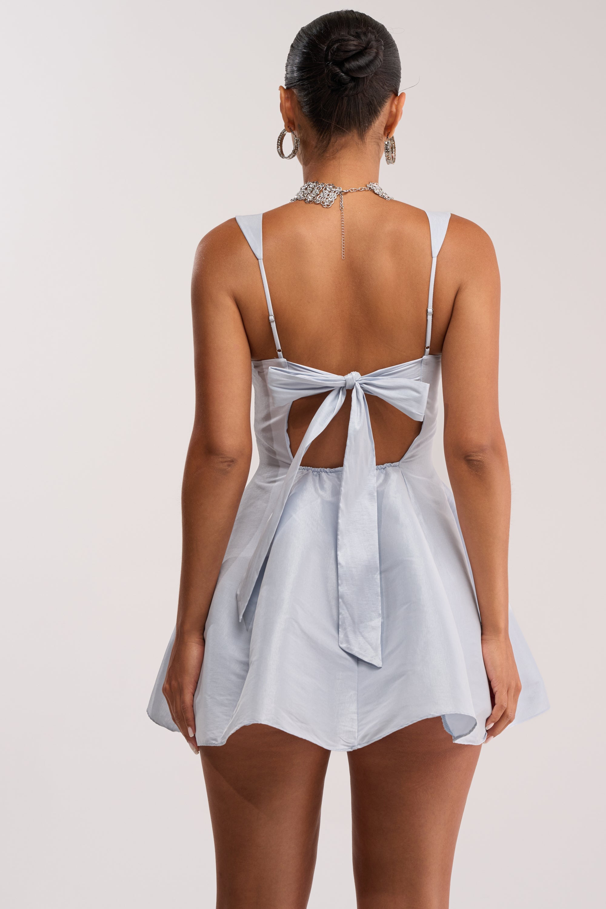 Satijnen Mini Jurk Baby Blauw | Festieve Avondlook