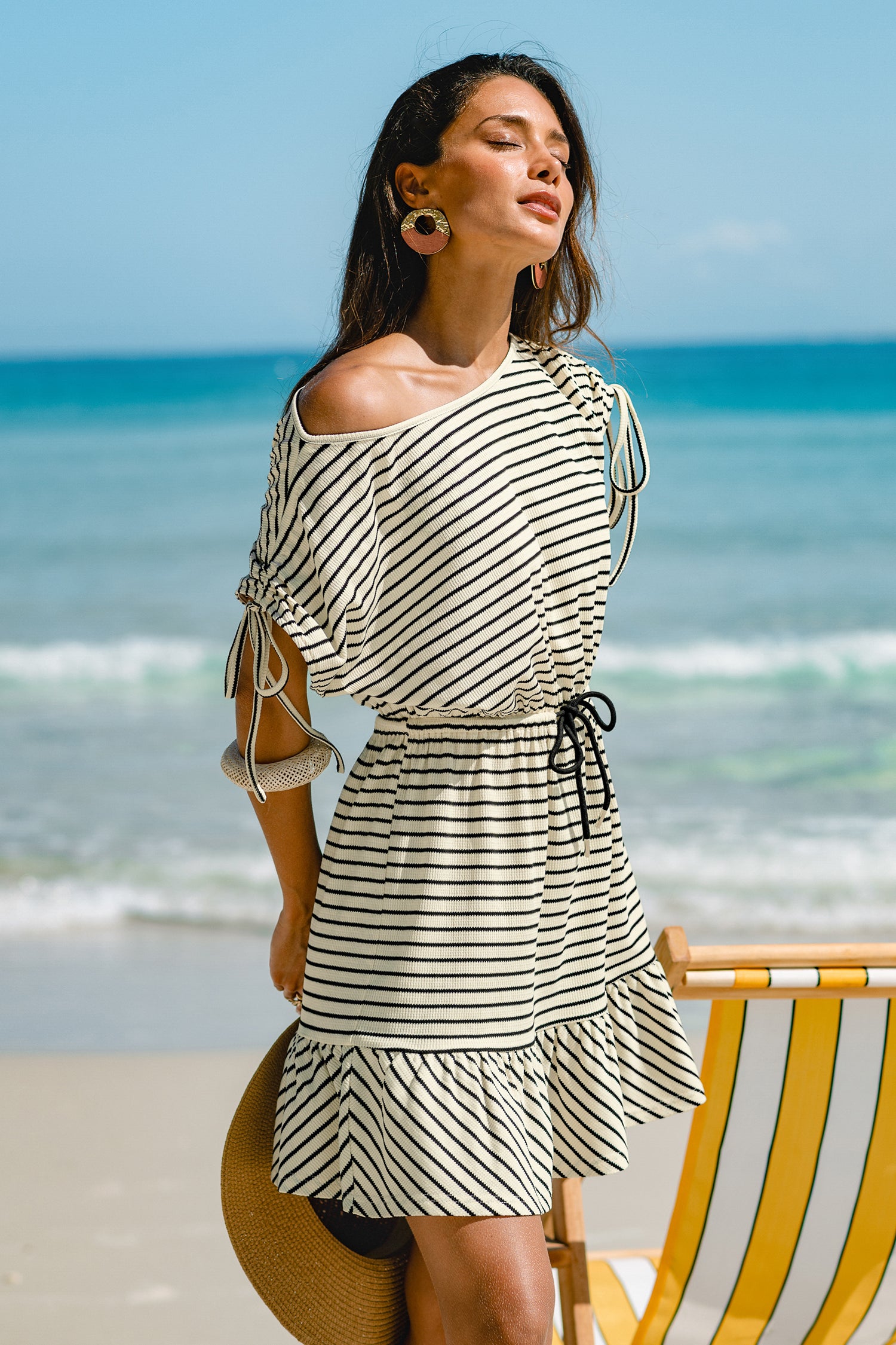 Gestripete Mini Jurk in Zomerse Stijl