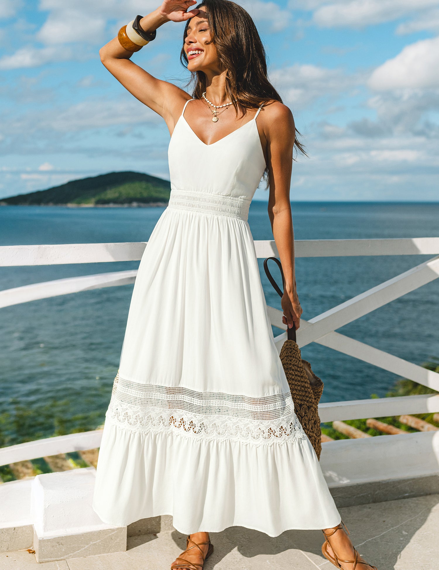 Witte Maxi Jurk met Sierlijke Snit voor Zomerse Dagen