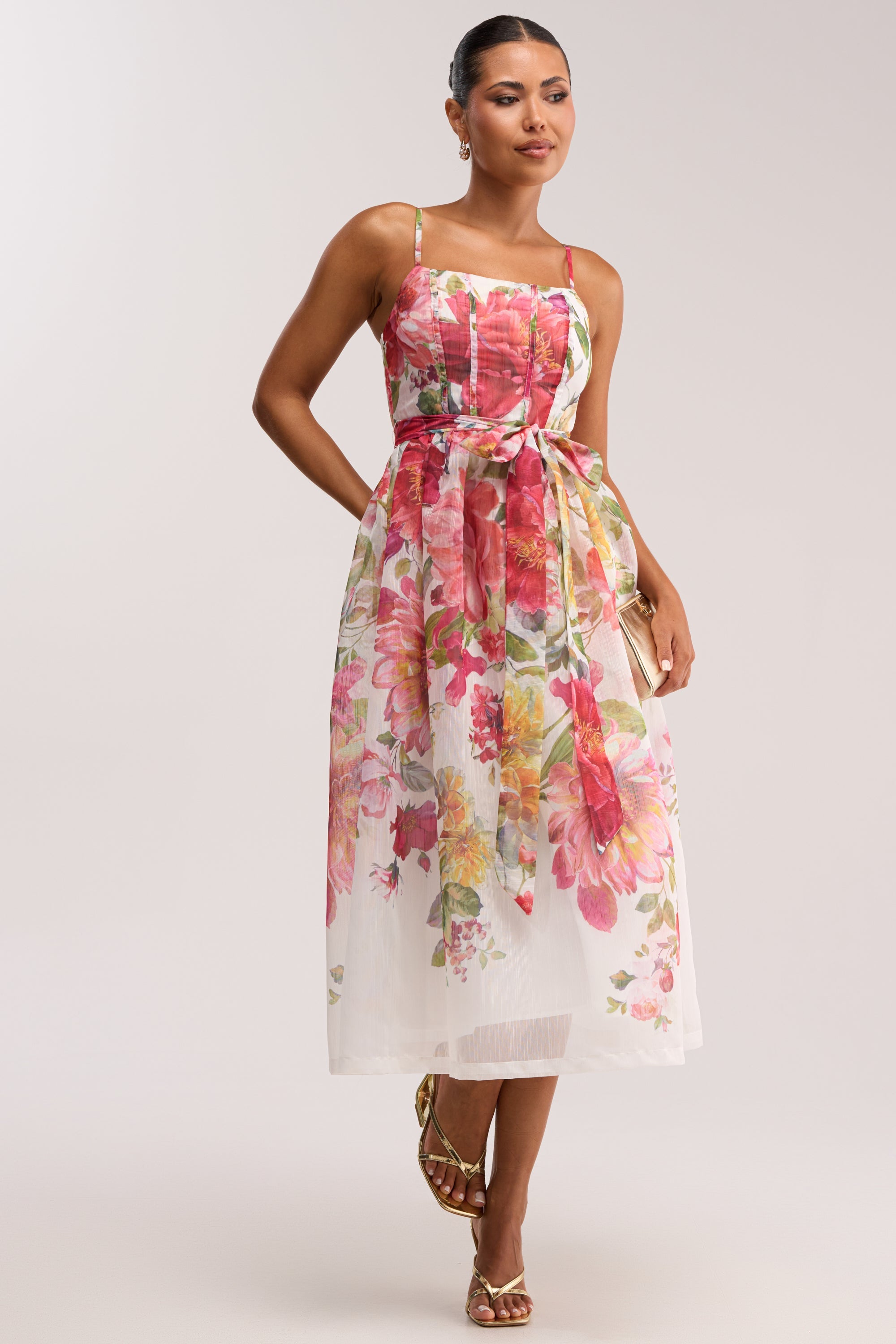Chiffon Midi Jurk Floral Garden Party Look