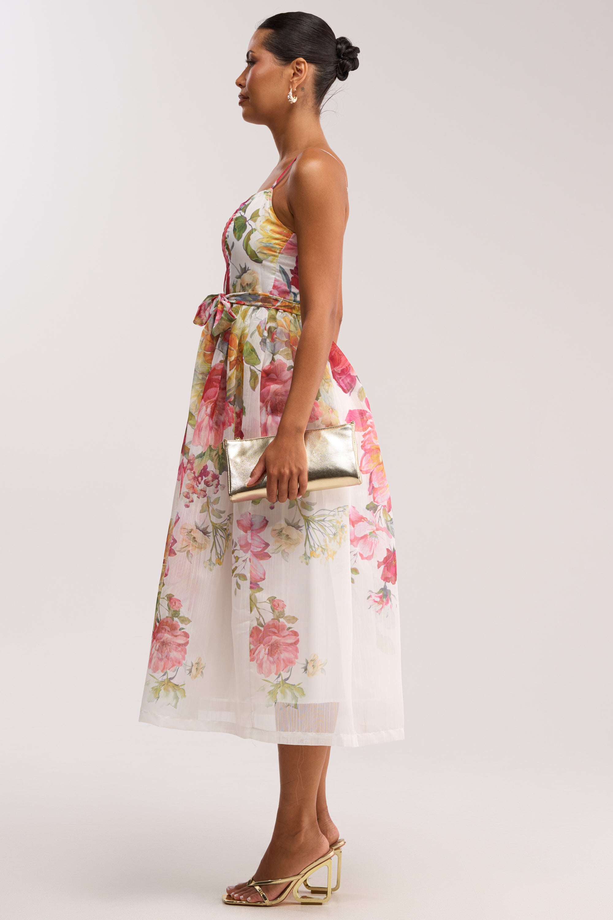 Chiffon Midi Jurk Floral Garden Party Look