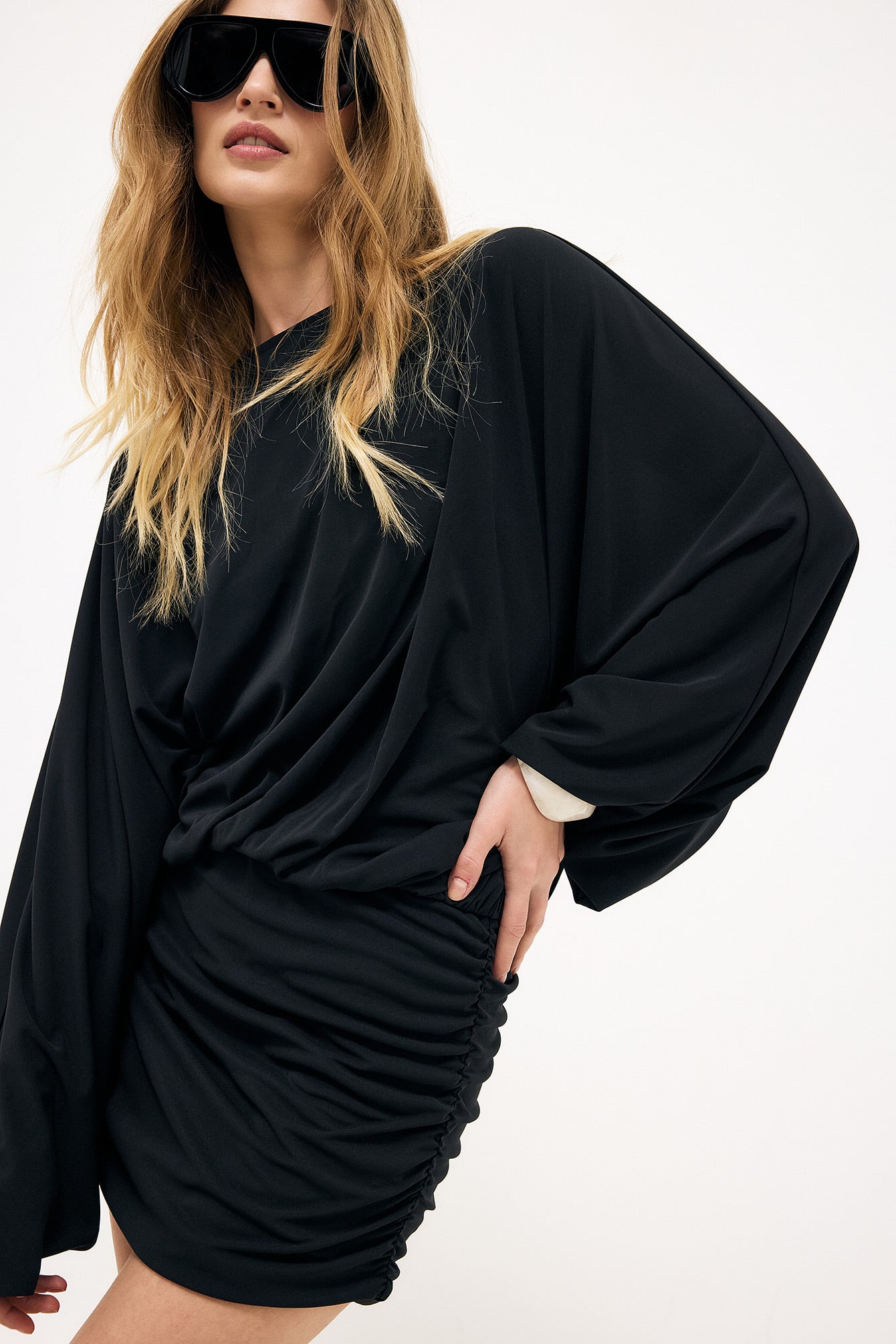 Gedrapeerde Mini Jurk – Elegant & Luchtig voor Elke Dag
