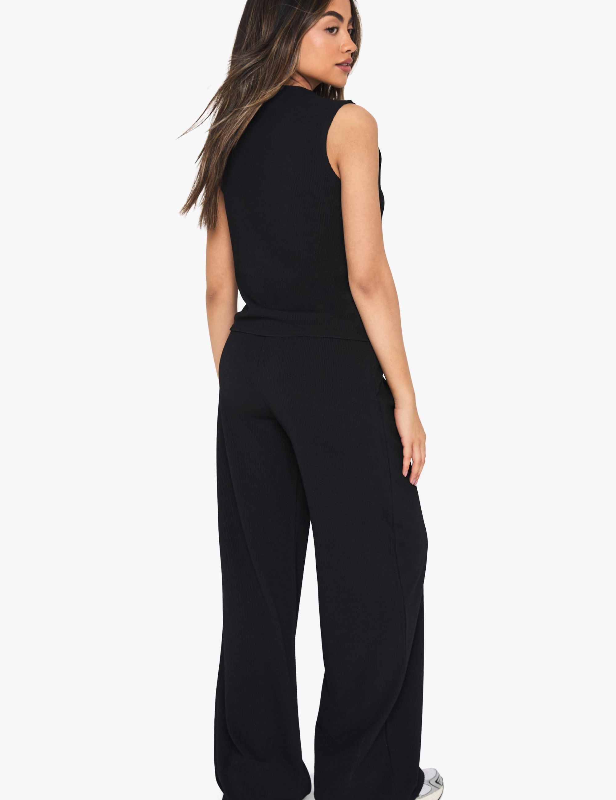 Gekreukte Rib Knoop Set: Top en Broek in Zand