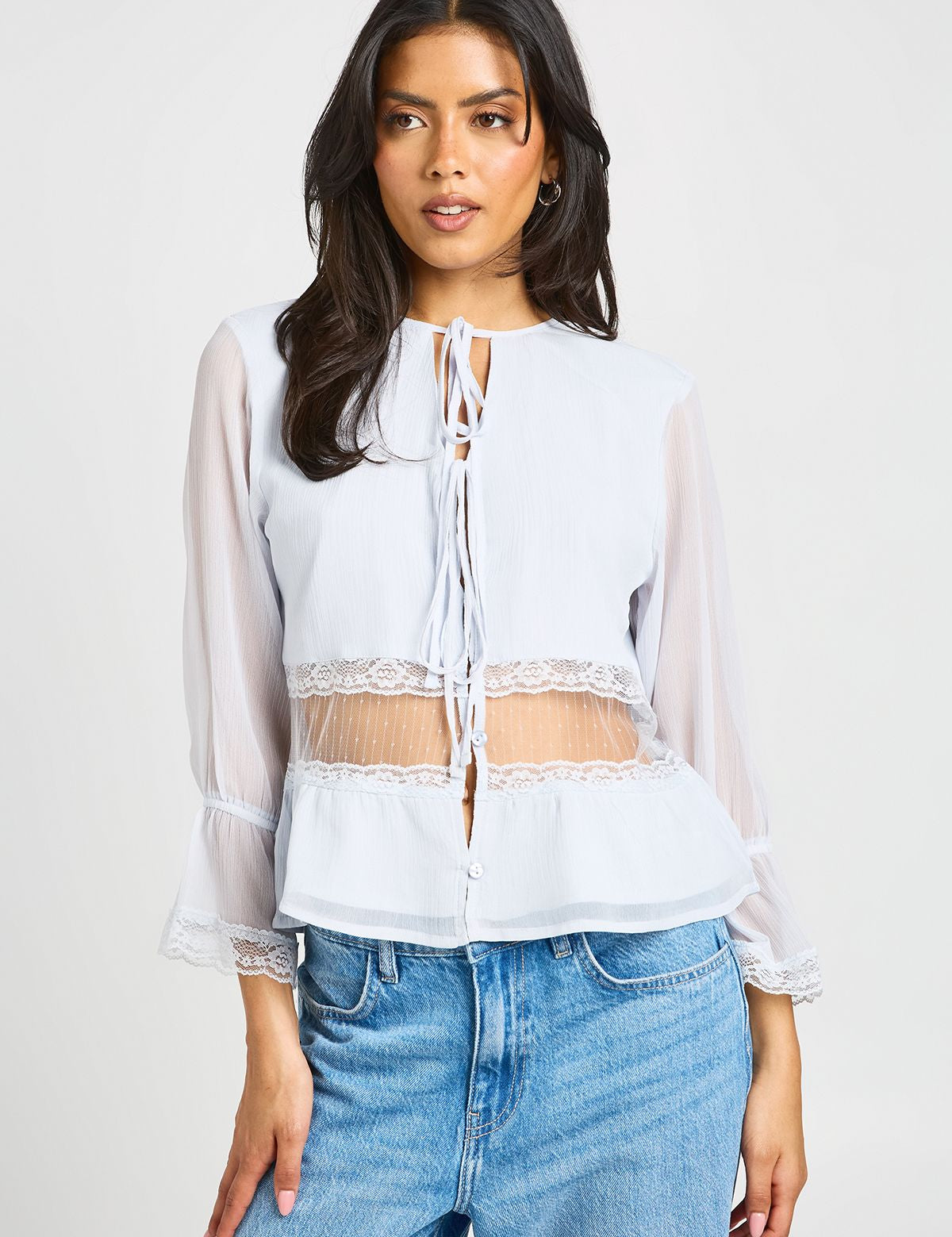 Chiffon Blouse met Kantkant - Elegante Crinkle Look