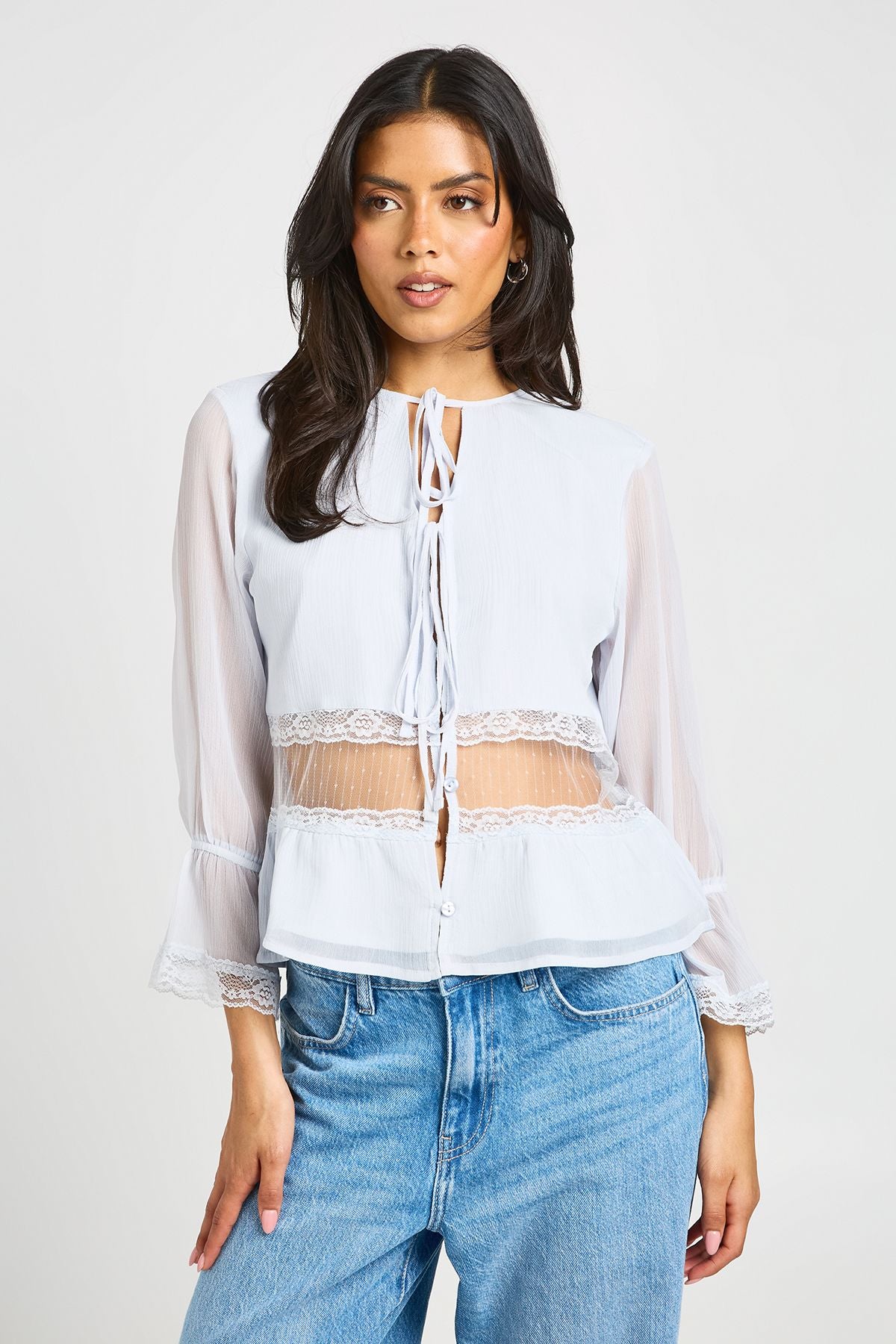 Chiffon Blouse met Kantkant - Elegante Crinkle Look
