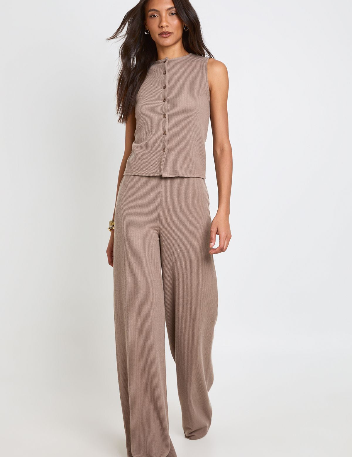 Crinkle Rib Set: Mouwloze Top en Broek in Taupe