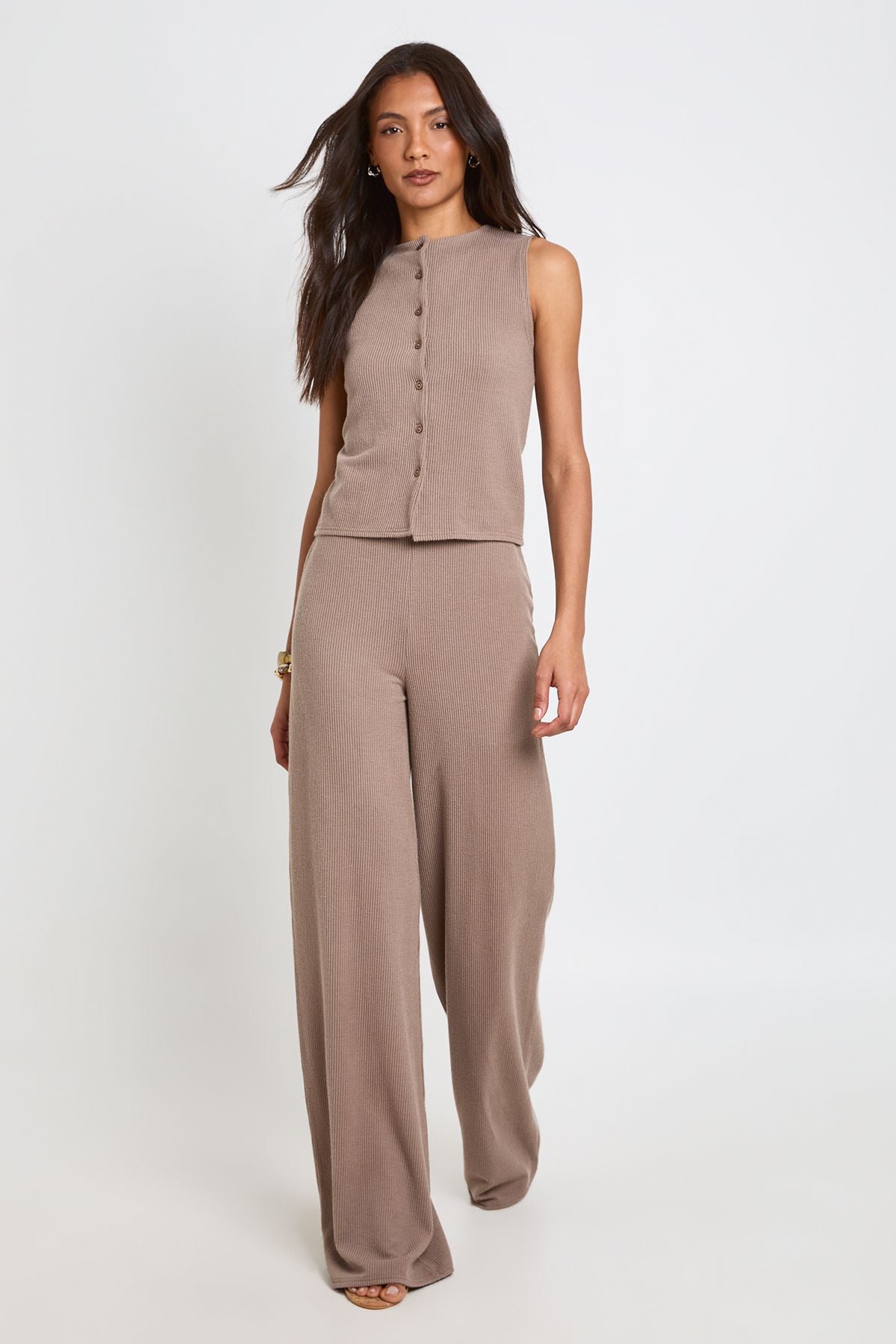 Crinkle Rib Set: Mouwloze Top en Broek in Taupe