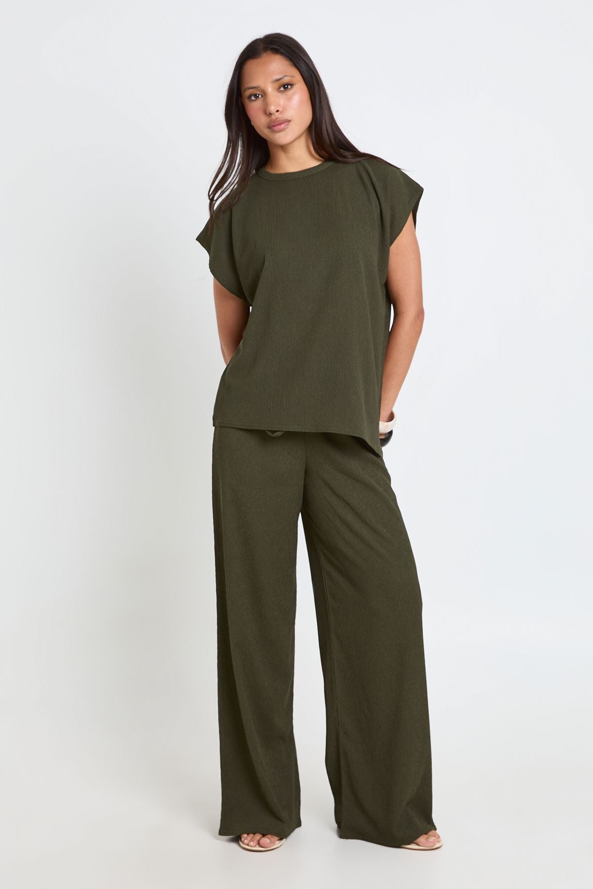 Crinkle Asymmetrische Set met Topje en Rechte Broek