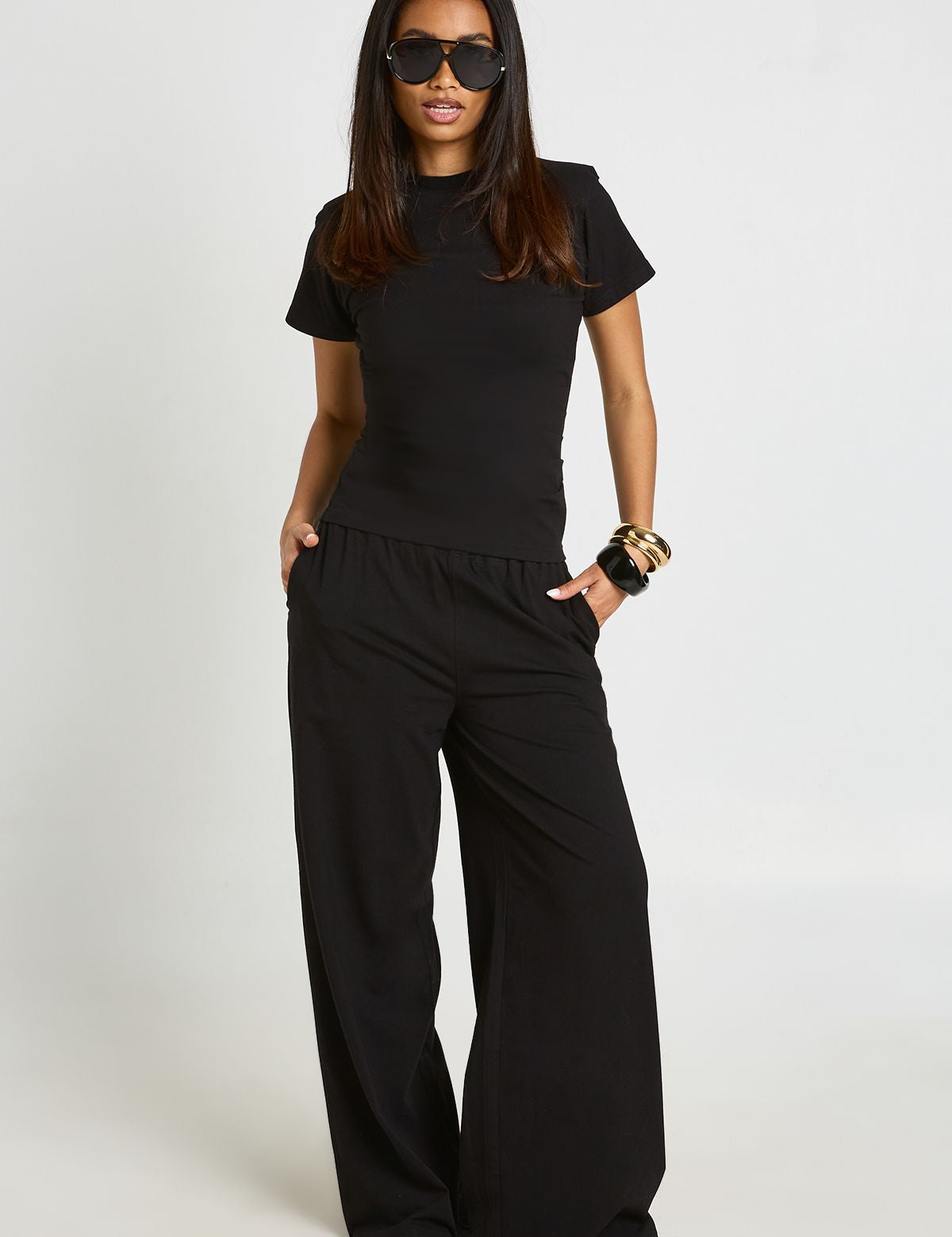 Shoulder Pad Ruched T-Shirt met Straight Leg Broek Set
