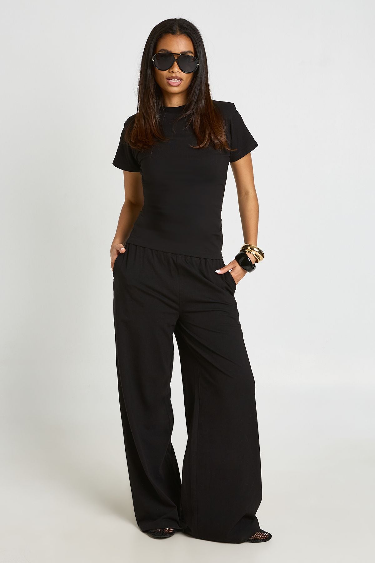 Shoulder Pad Ruched T-Shirt met Straight Leg Broek Set