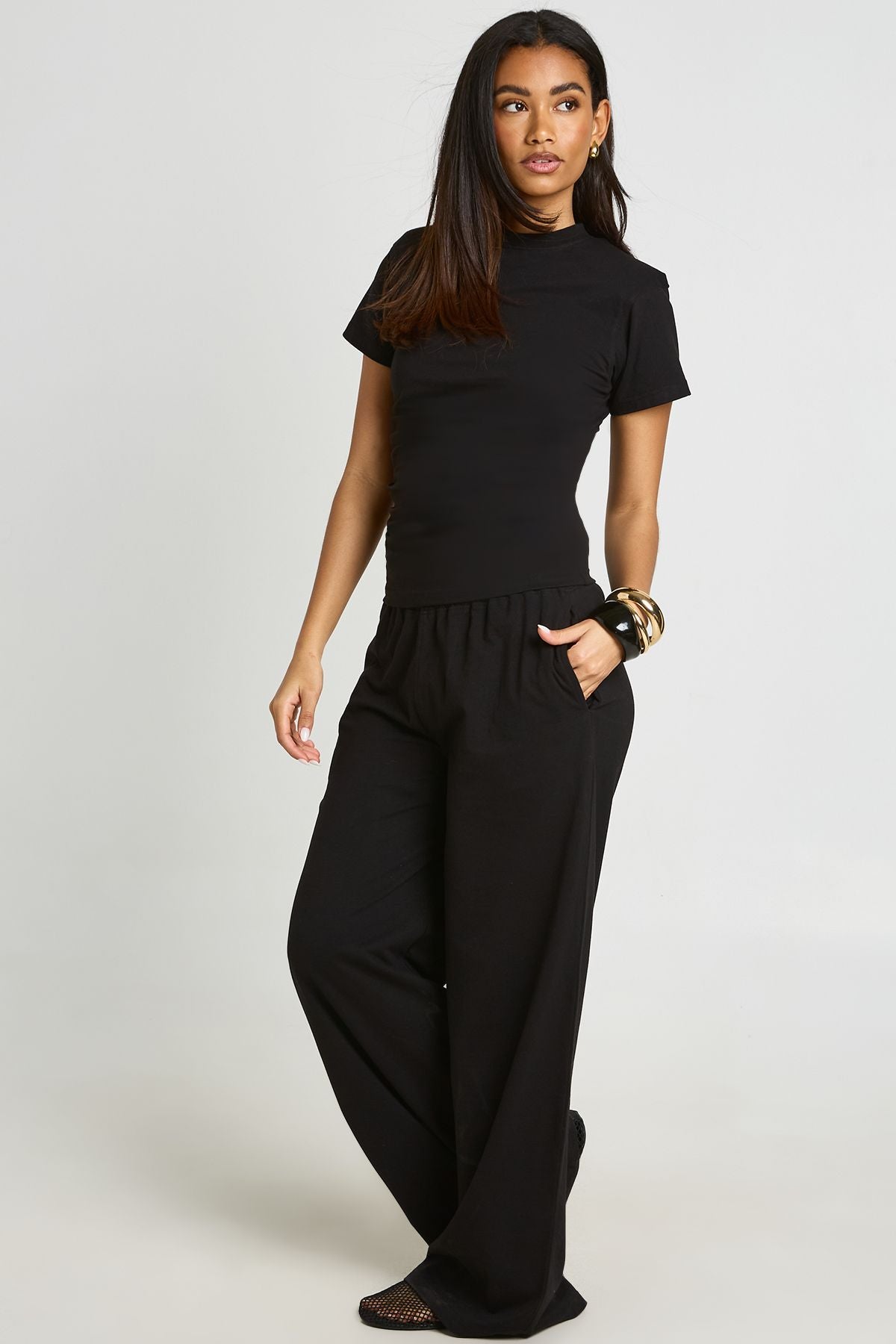 Shoulder Pad Ruched T-Shirt met Straight Leg Broek Set