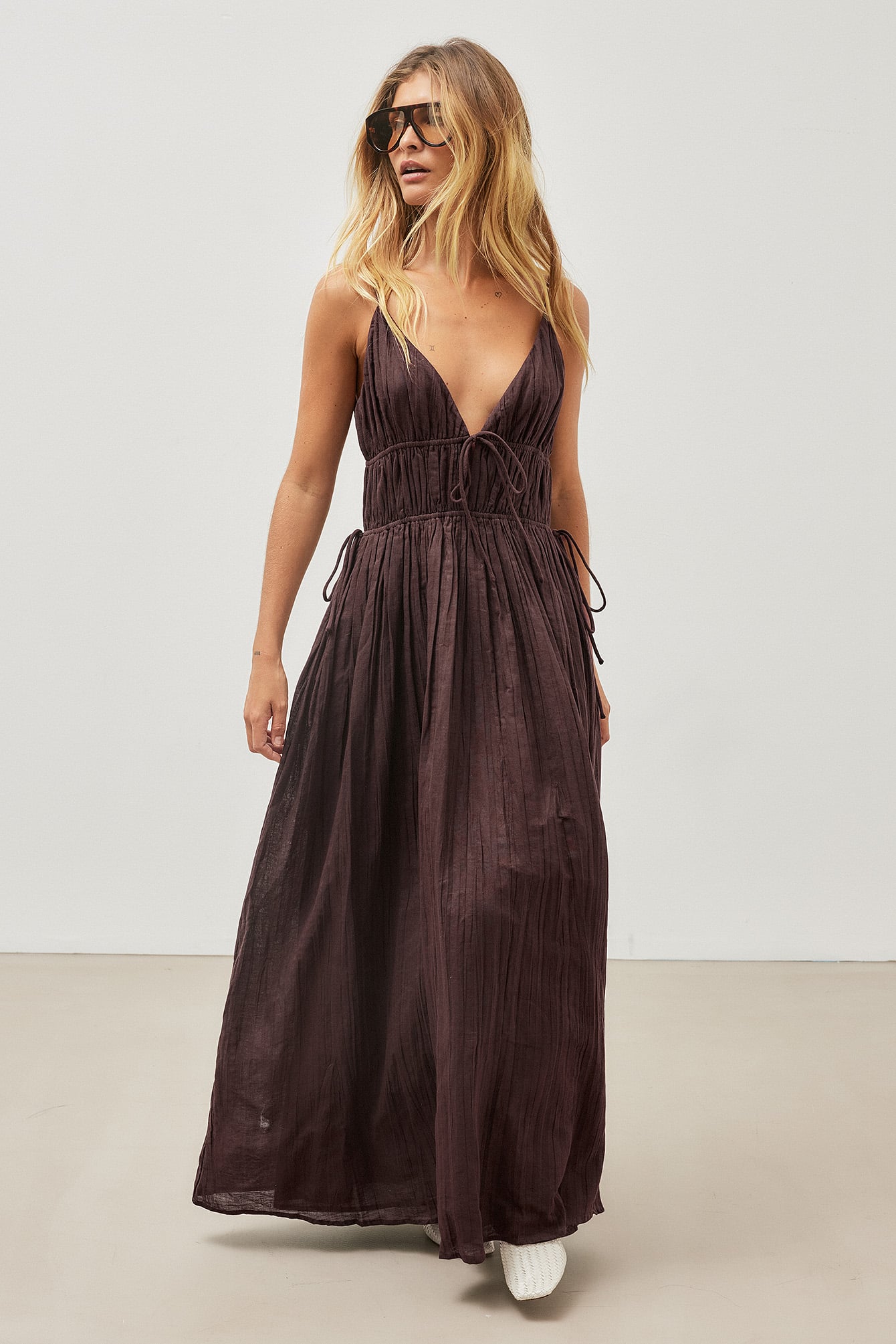Linnen Mix Crinkle Jurk met Bandjes en Volumineuze Rok