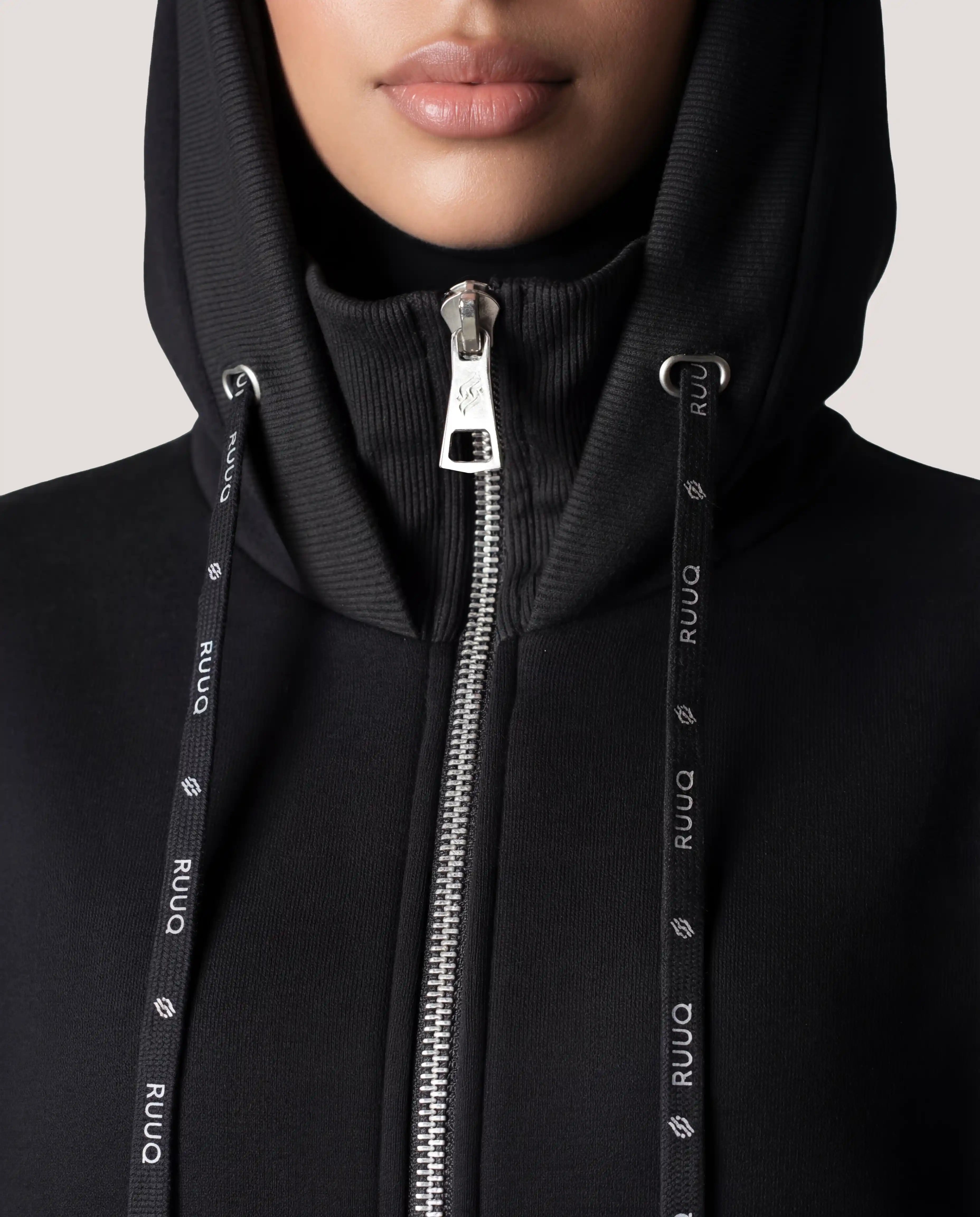 Lange Zip Hoodie Fleece — maxi modest hoodie | RUUQ bij Sera & Zena