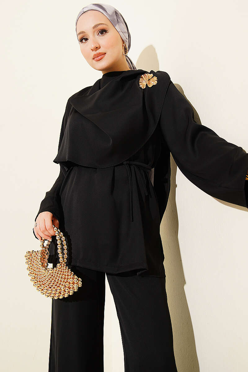 Modest 2-Piece Takim Siyah hero look