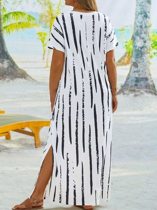Gestreept jurkje met korte mouwen, V-hals - casual chic