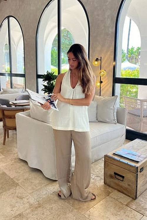Halterneck Topje met Scoop Neckline - Zomers en Elegant